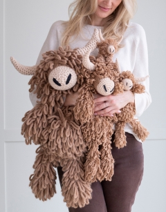 Giant Morag the Highland Coo 