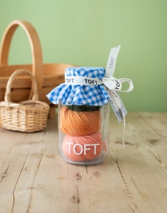 Persimmon and Nectarine Jam Jar