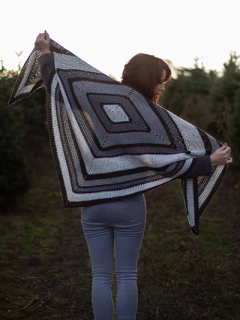Thuja Throw pdf