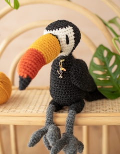 Meghan the Toucan Enamel Centraliser