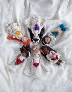 Mini Wedding Dolls: Dress