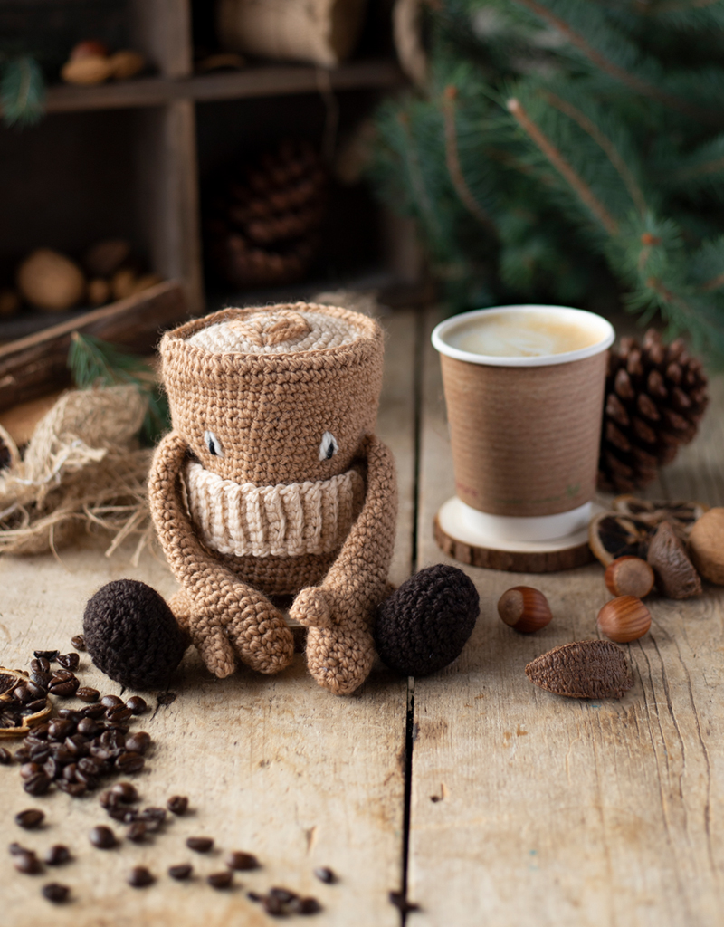 Take Away Coffee Latte Crochet Kit| TOFT