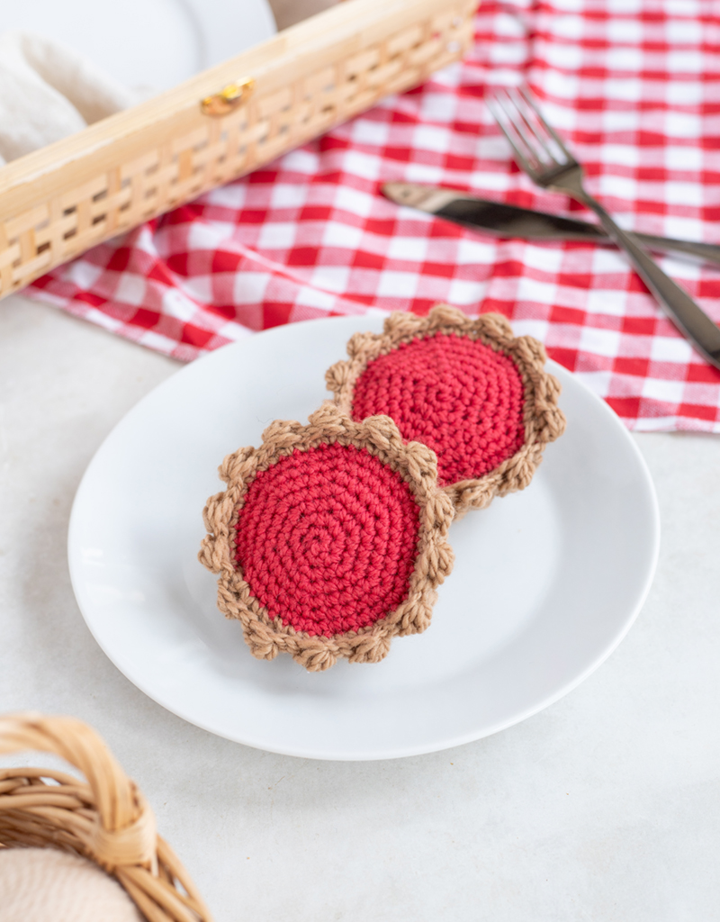 Gourmet Crochet: Jam Tarts Crochet Kit| TOFT