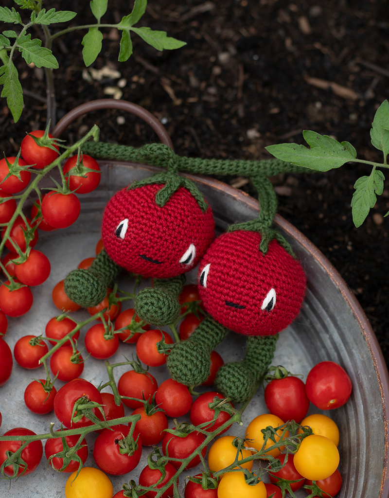 Cherry Tomatoes Crochet Vegetable Kit | TOFT