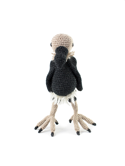 vulture bird crochet amigurumi project pattern kerry lord Edward's menagerie