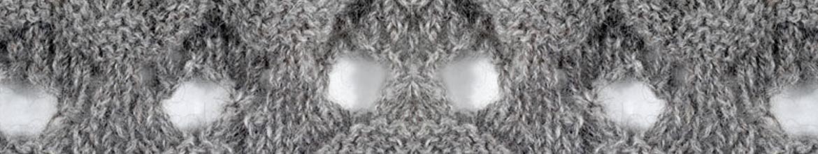 knitting cats paw close up